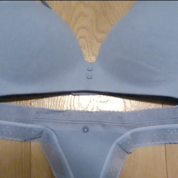 Victoria Secret- Love Cloud  Wireless T-Shirt Bra-32DDD & Matching Thong-XS - Picture 9 of 13